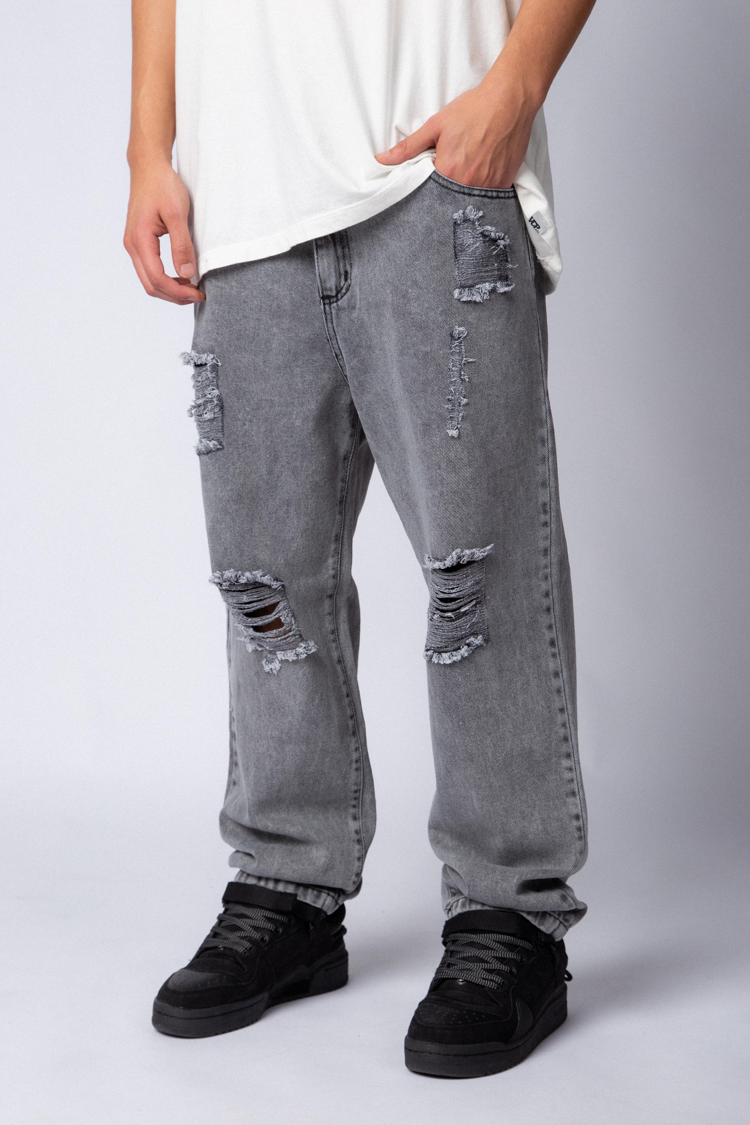 Jean Mom Shelby Smoked Stone