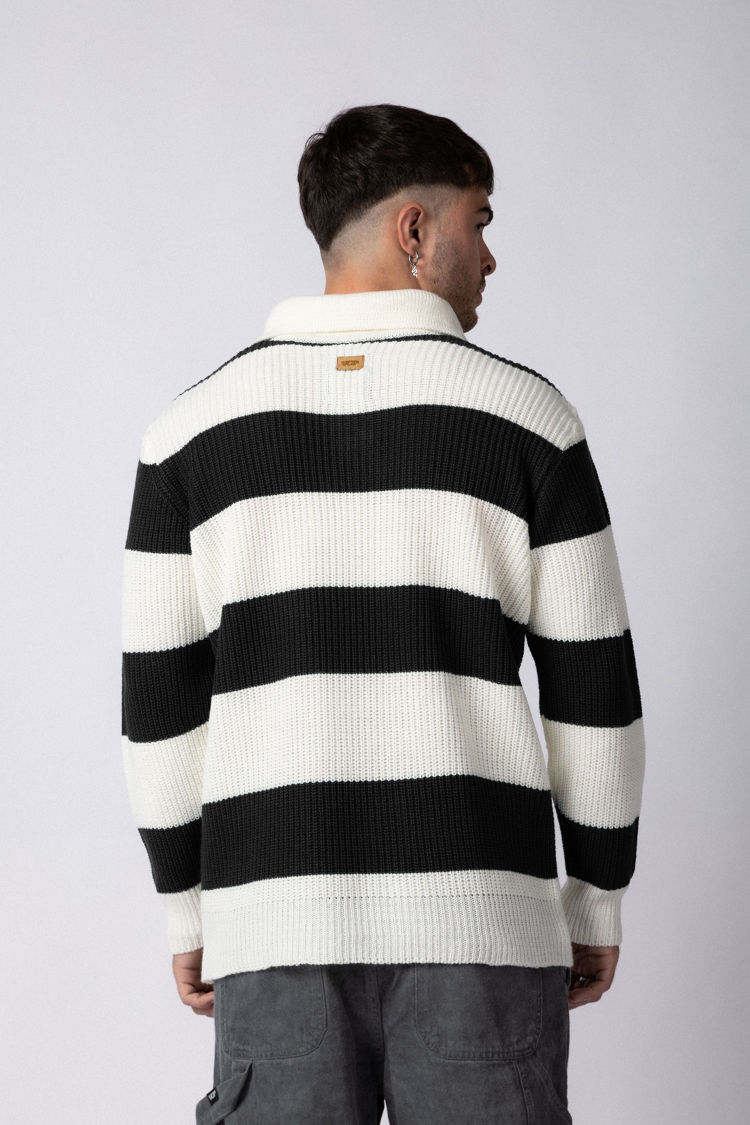 Sweater Athletic Negro