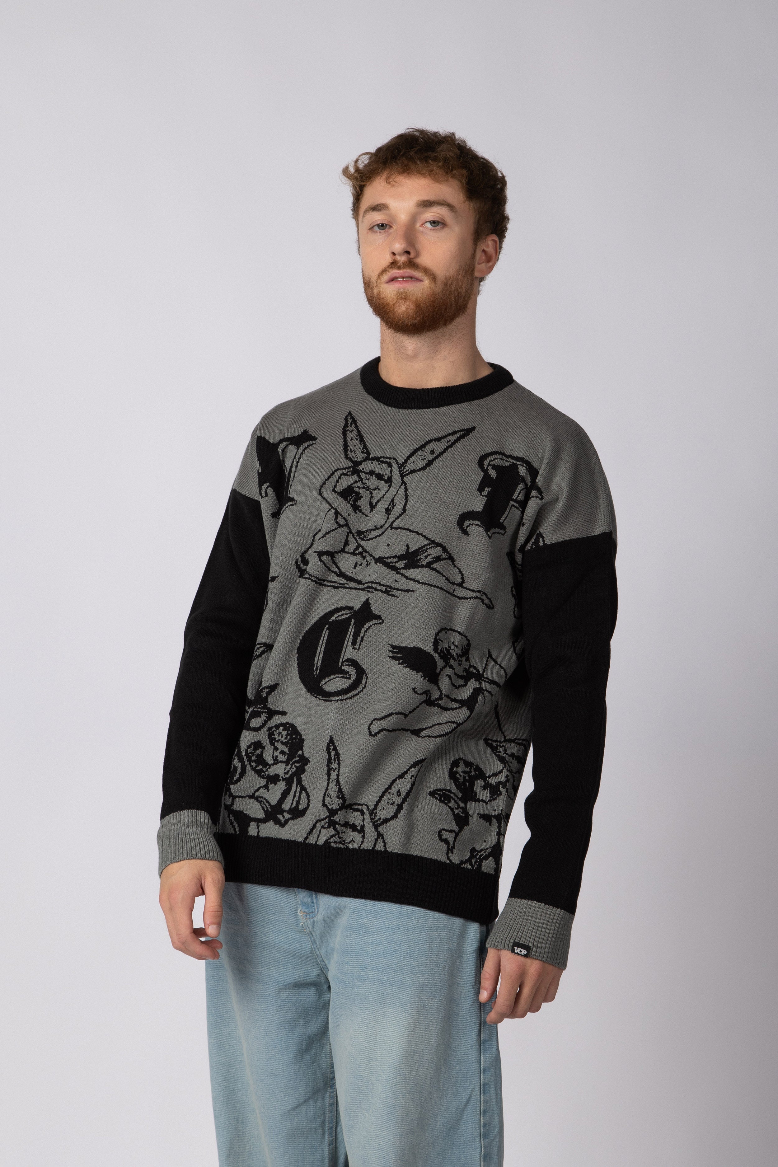 Sweater Over Olimpo