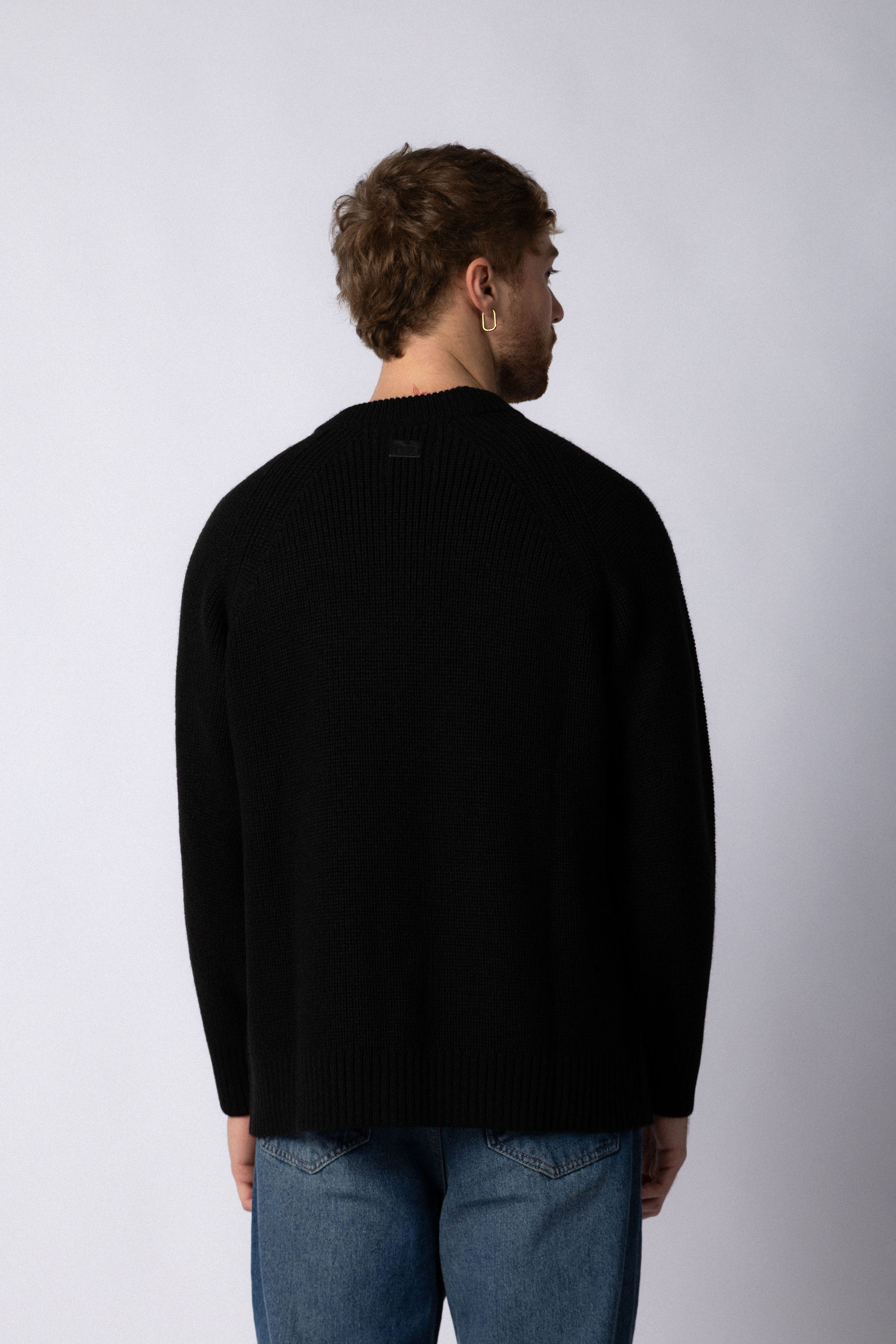 Sweater Over Vekor Negro