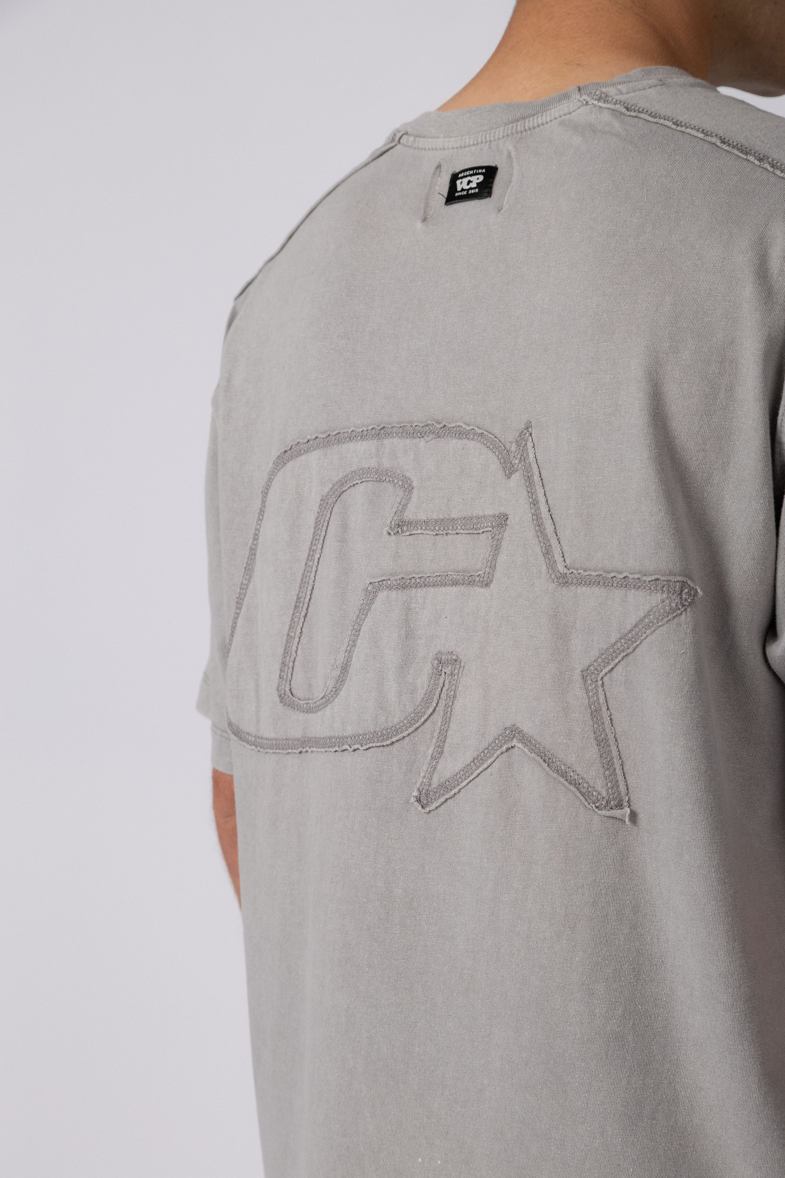 Remera LTS Sign Gris