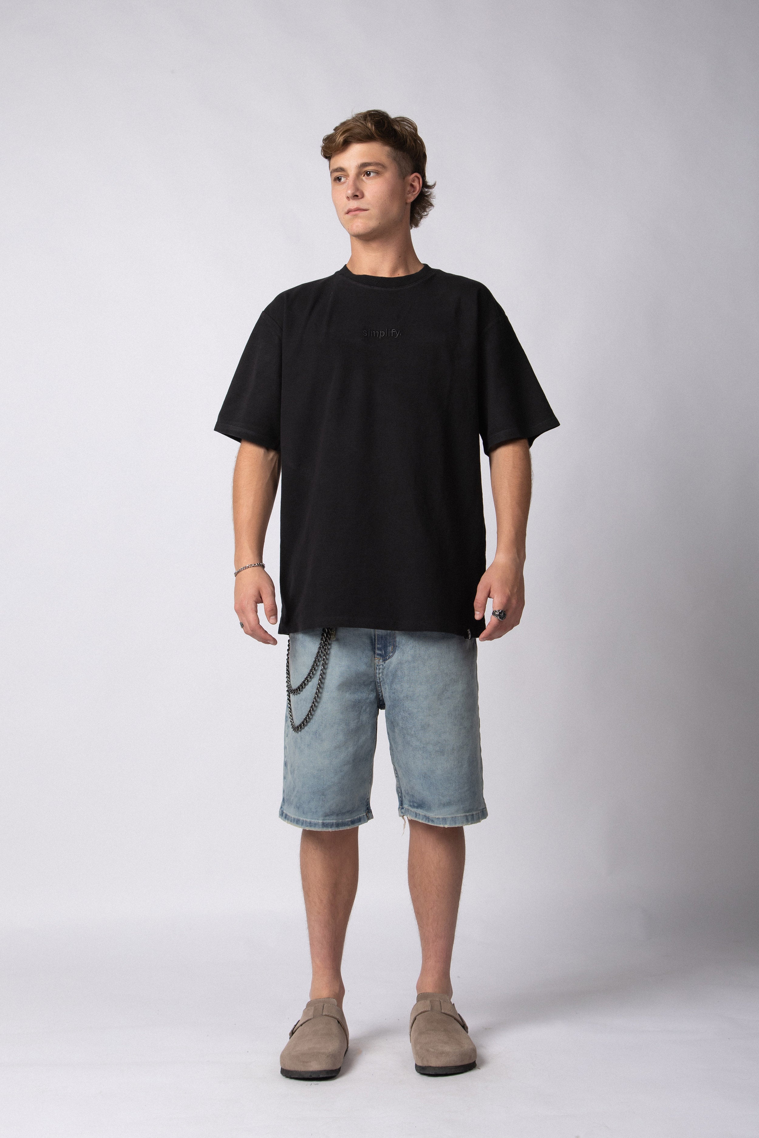 Remera Over Hana Simplify Negra