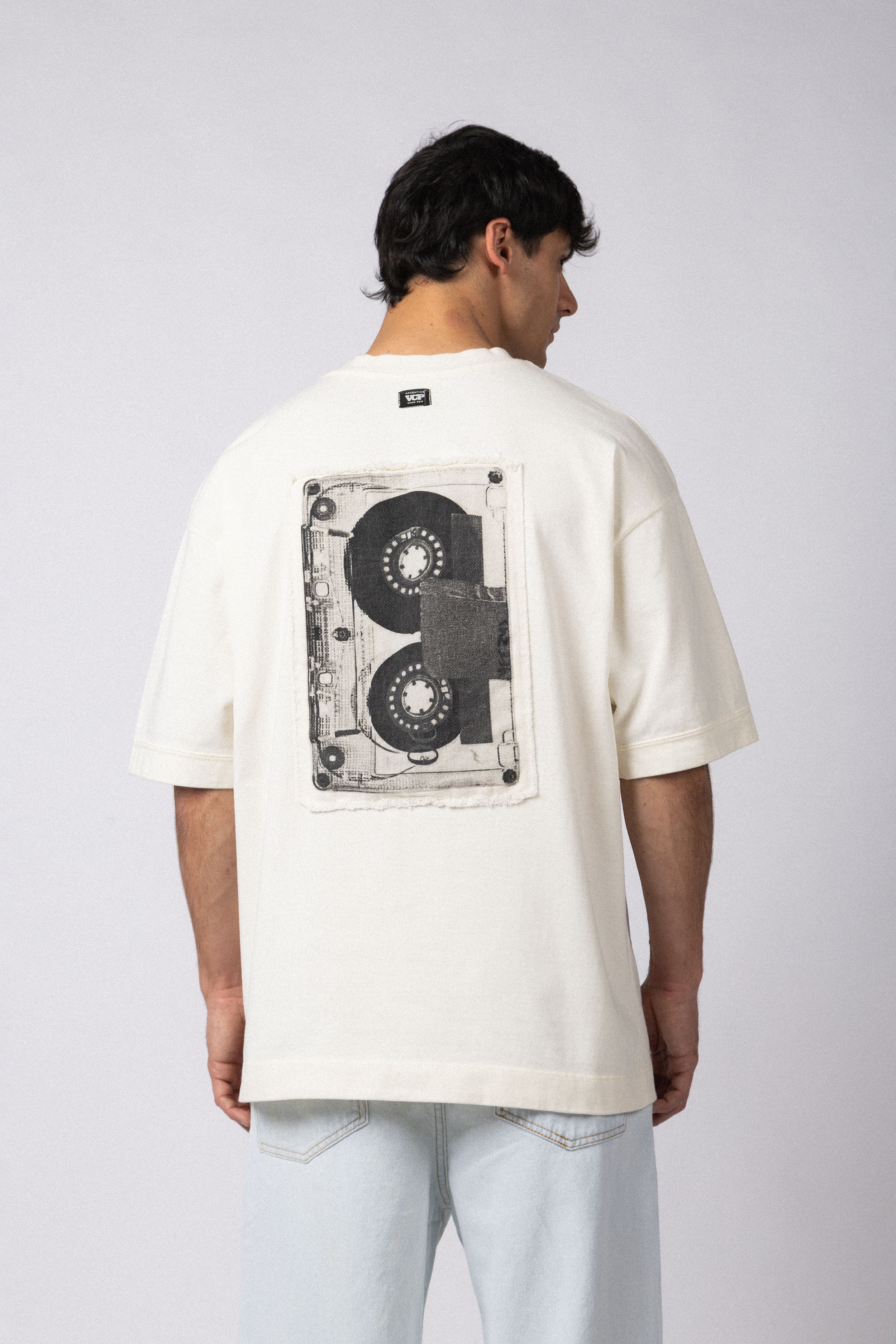 Remera Over GR Song Crudo