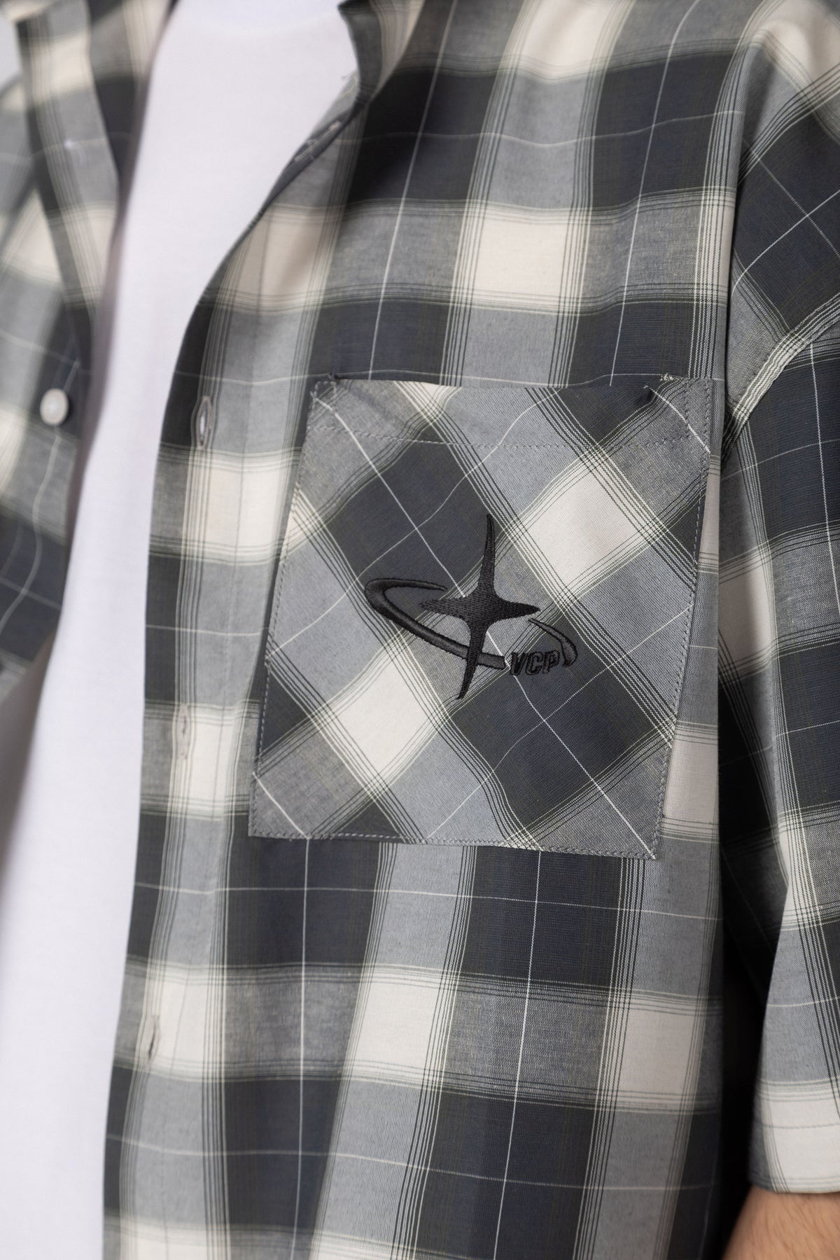 Camisa Manga Corta Fey Stack Gris