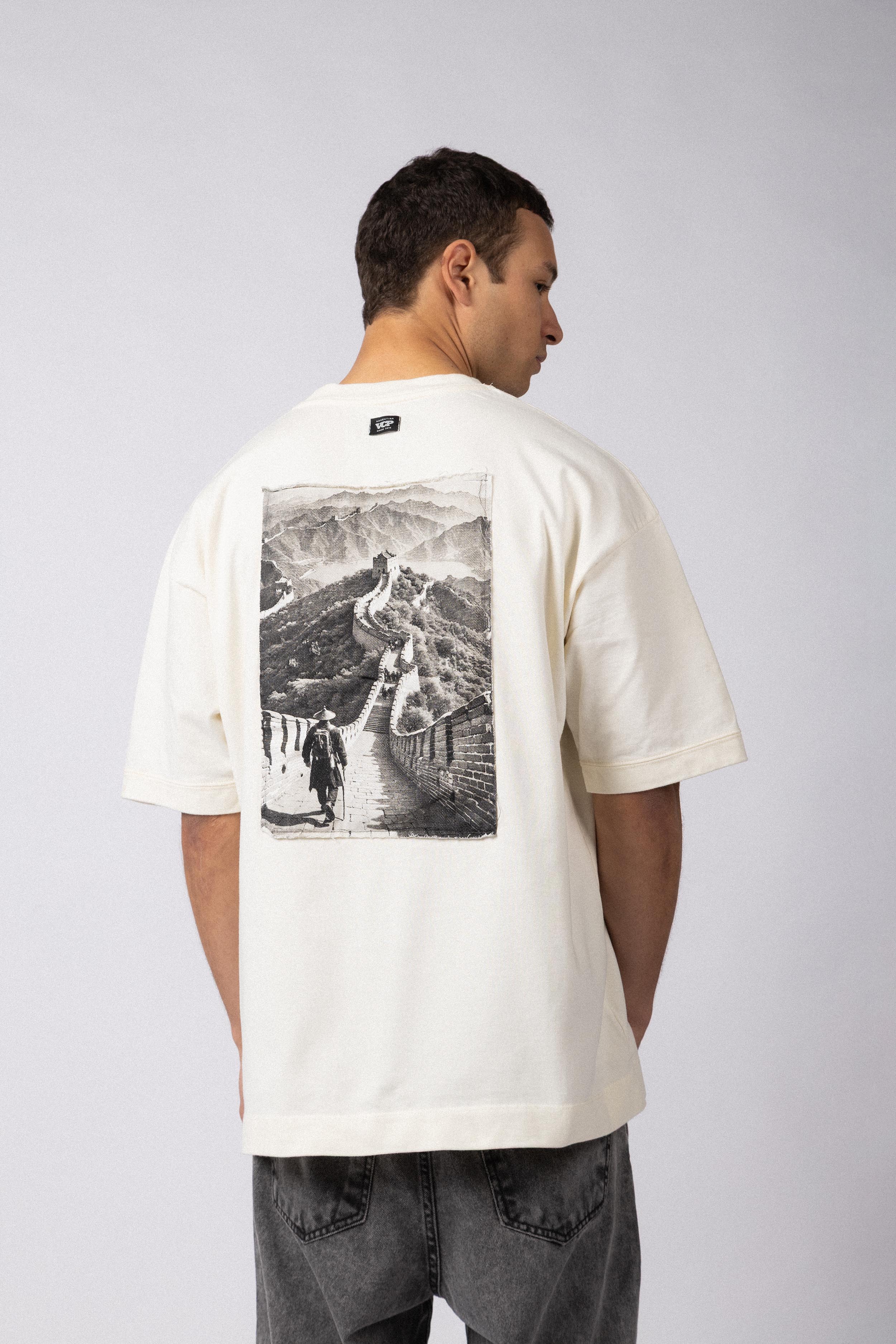 Remera Over GR Temple Crudo