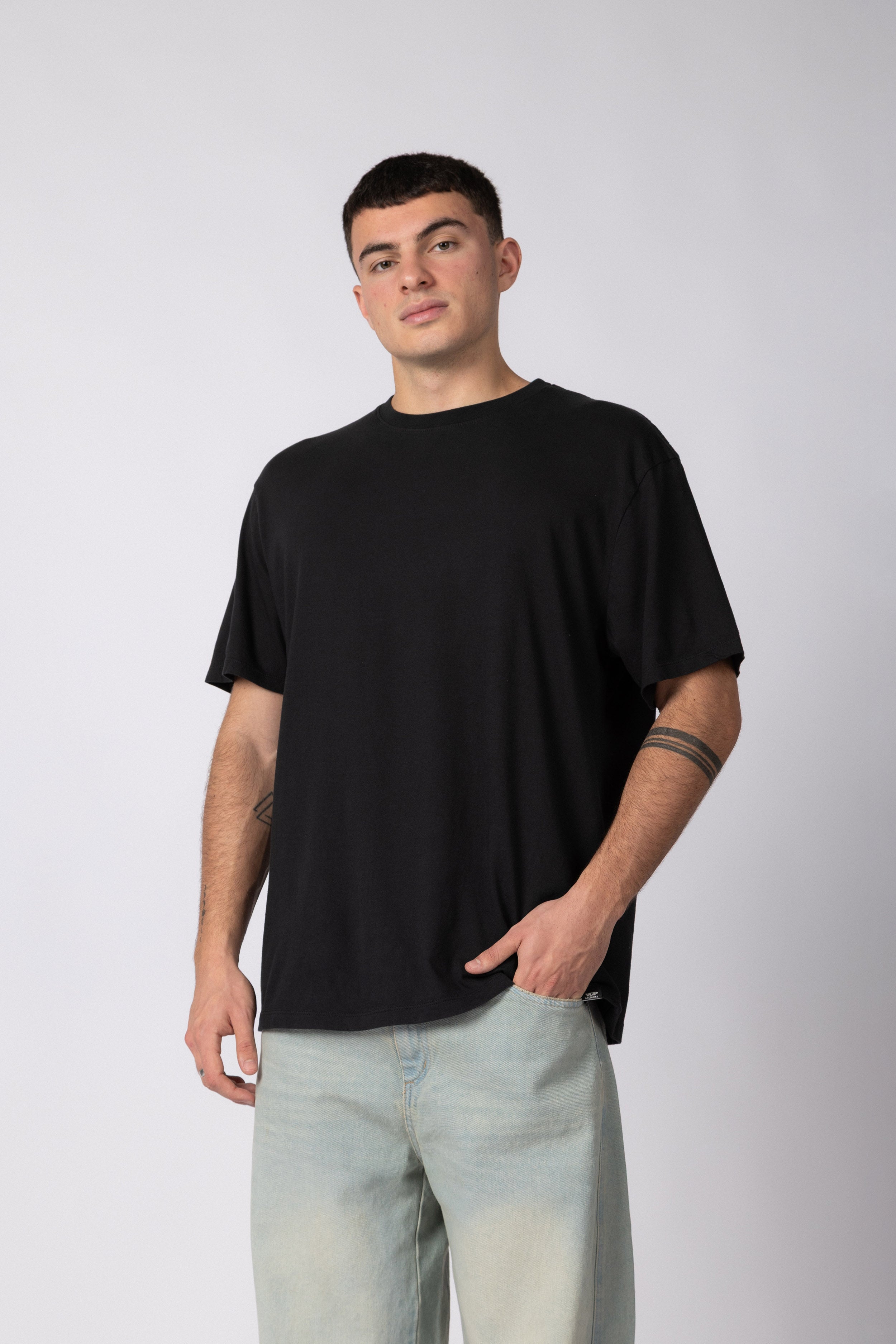 Remera RGL Verify Negra