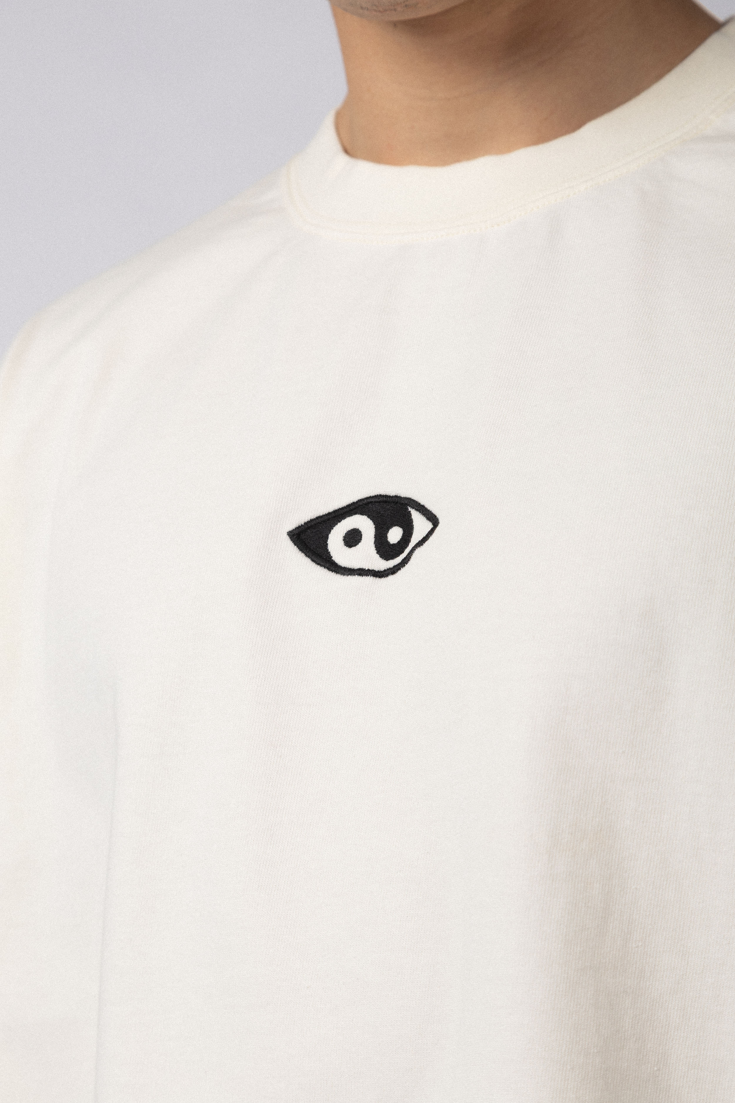 Remera Over GR View Crudo