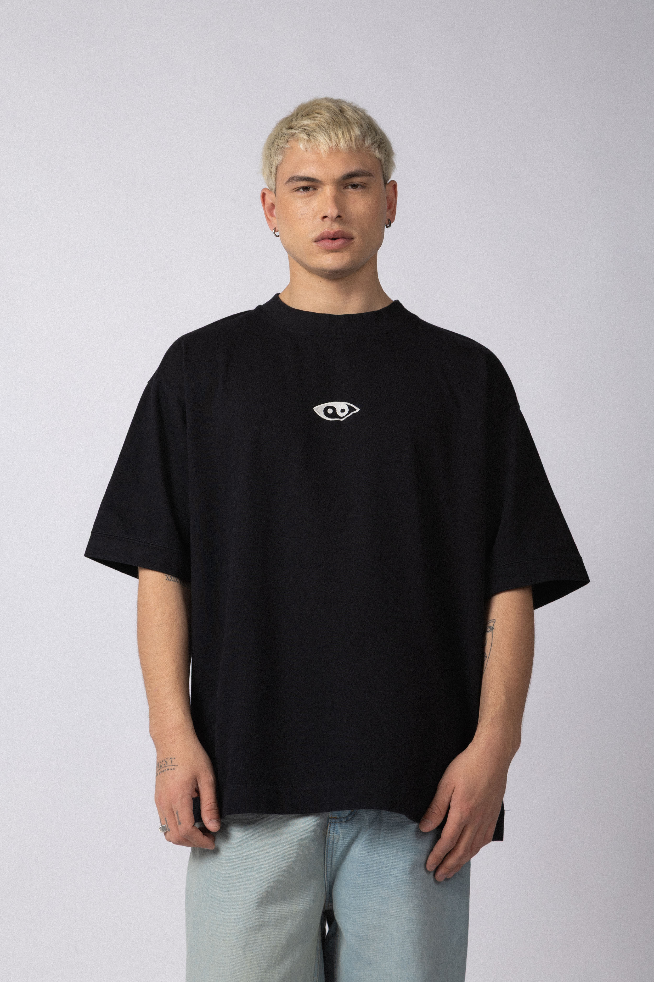 Remera Over GR View Negra