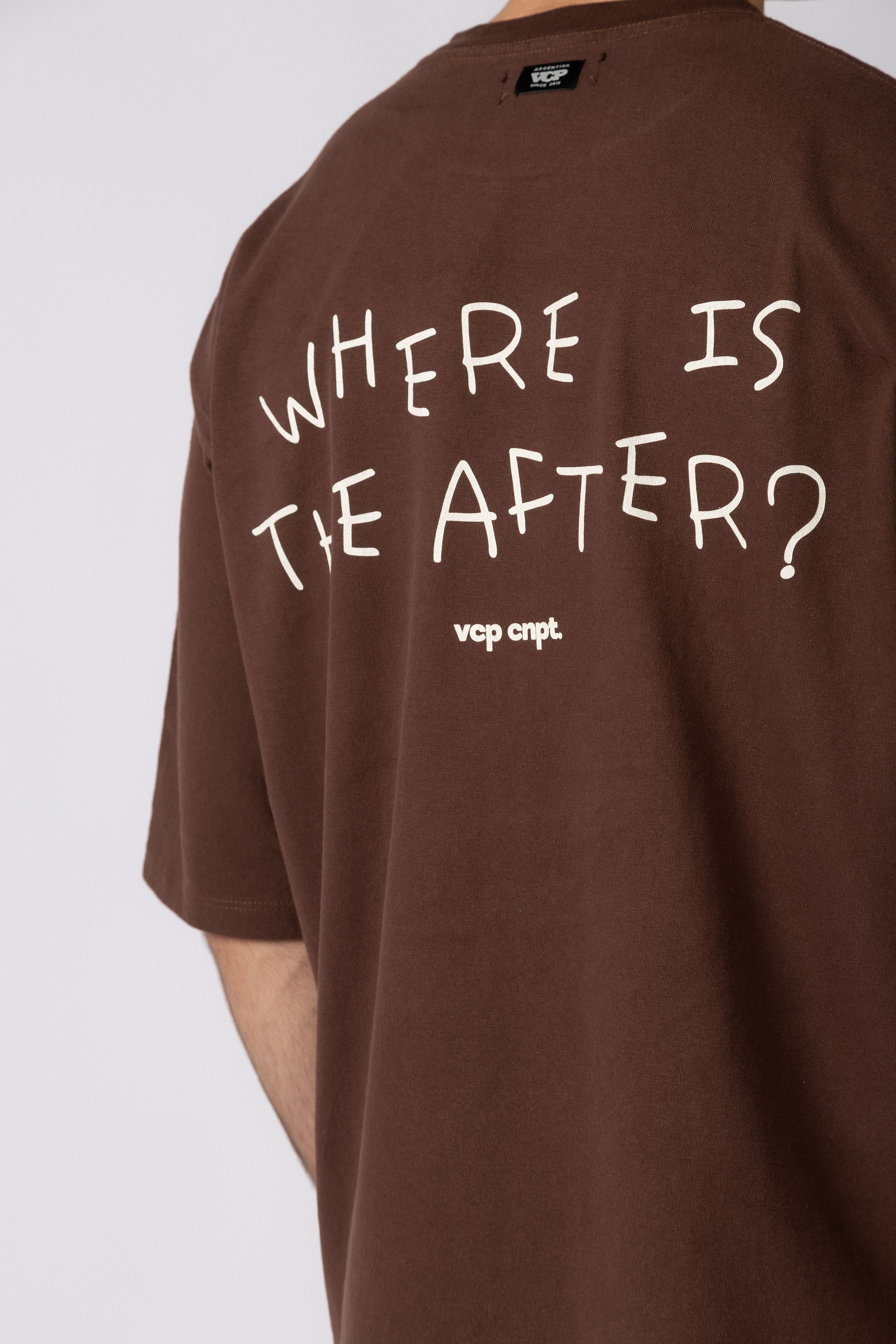 Remera Over Rhy Where Choco