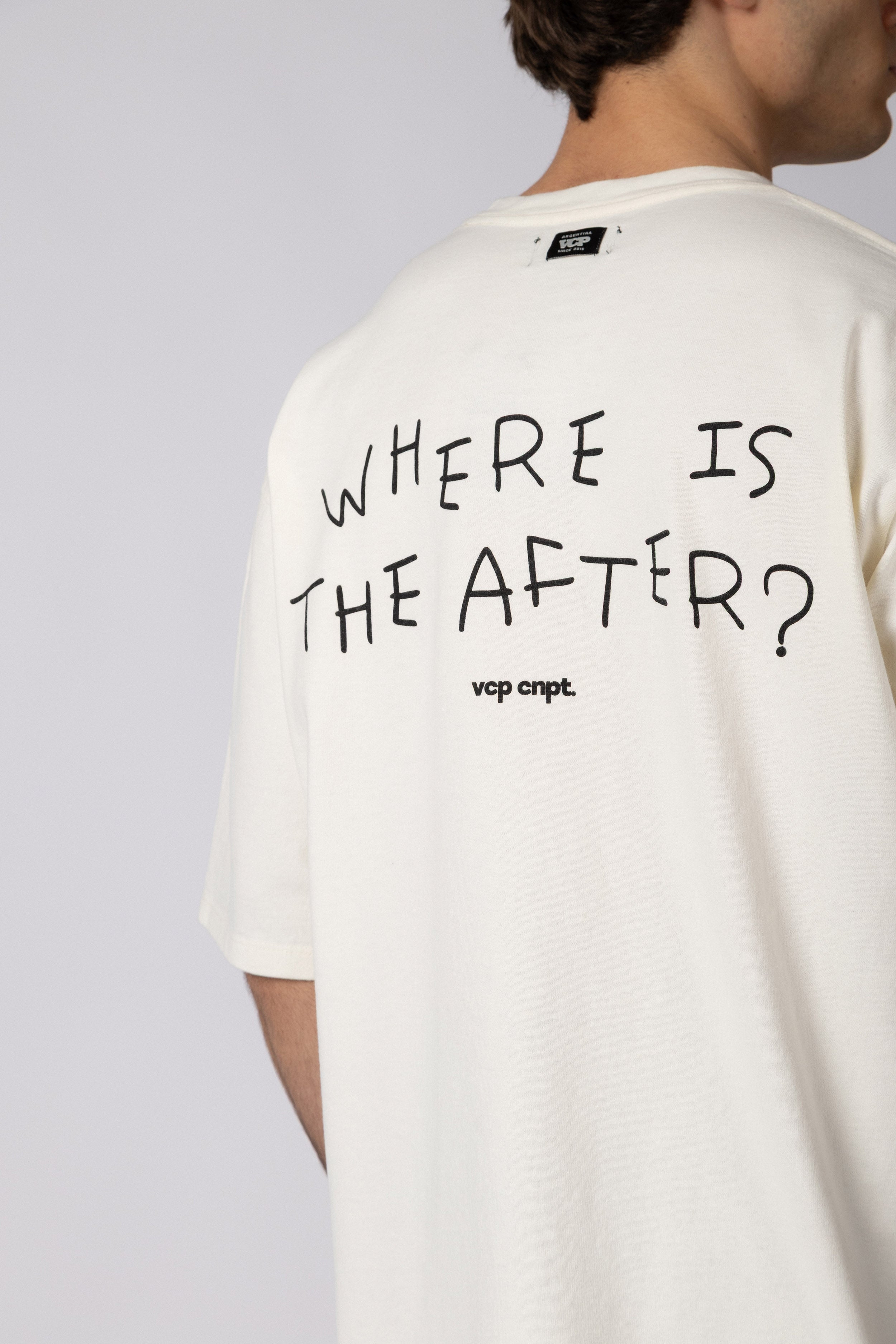 Remera Over Rhy Where Crudo