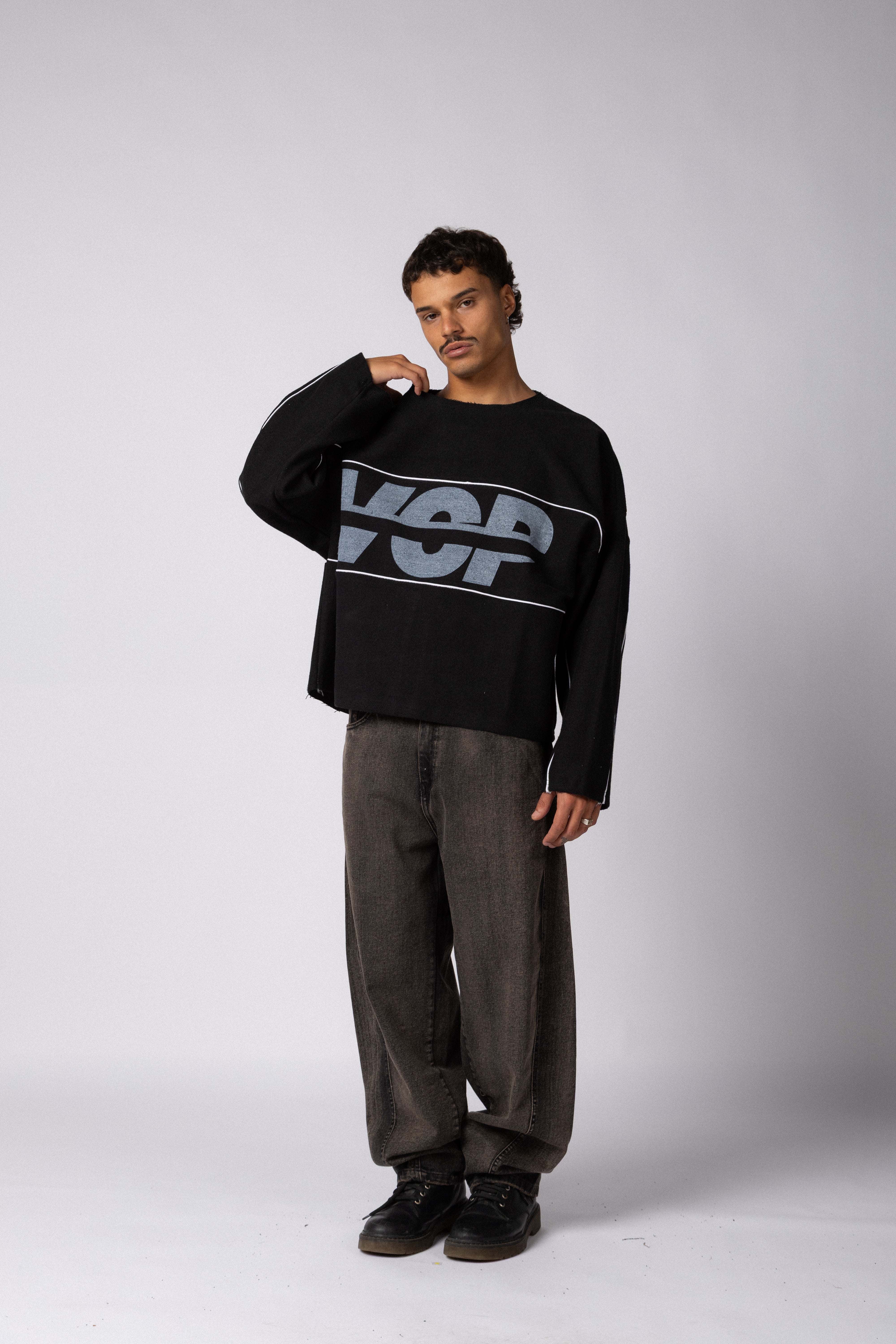 Buzo Brut Layer Negro